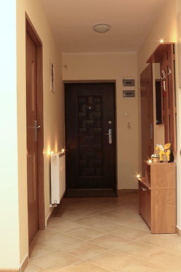 Apartamenty Przy Trakcie Cesarskim Wegierska Gorka Exterior foto